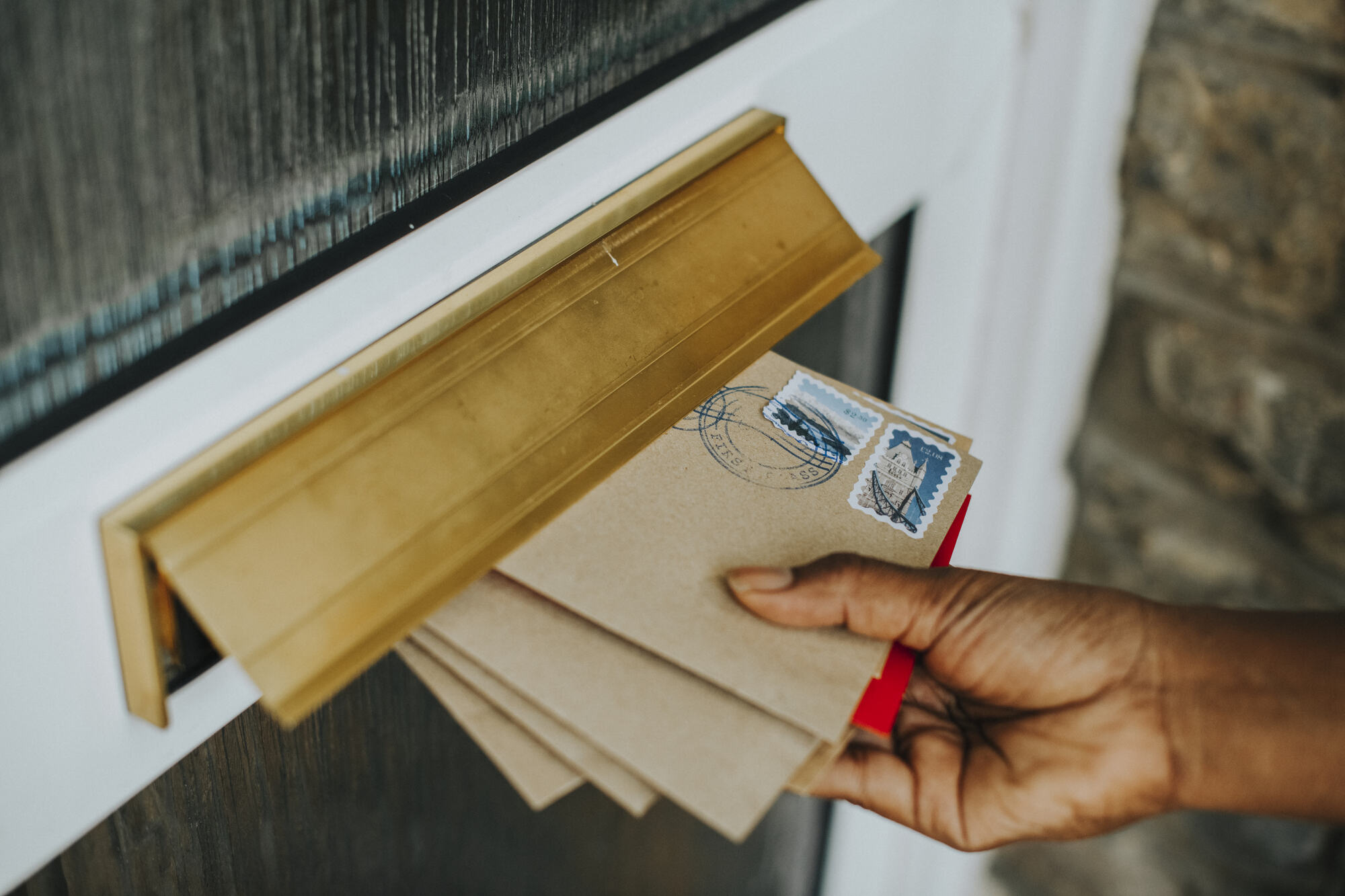 Carteiro não atendido: quantas tentativas os Correios realizam?